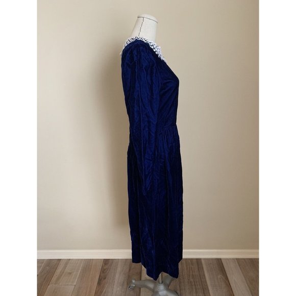 NWT Vintage 80s LANZ Blue Velvet Dress Crochet Lace Collar Modest Cottagecore - Picture 8 of 10